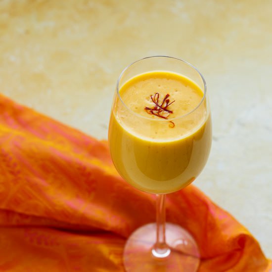 Restaurant Style Mango Lassi