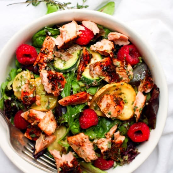 Balsamic Salmon & Raspberry Salad