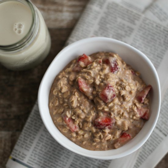 PB & J Overnight Oats