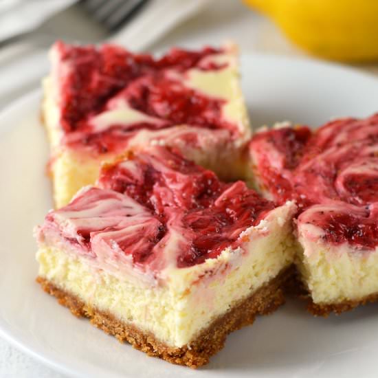 Strawberry lemonade cheesecake bars