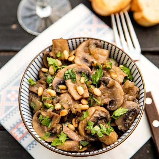 Tasty Mushrooms with Pine Nuts