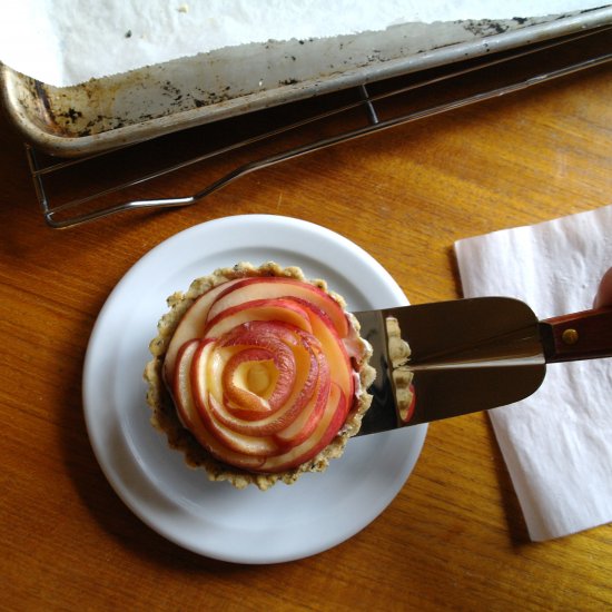 White Nectarine & Black Sesame Tart