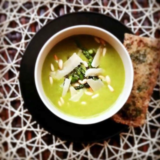 Super Green Asparagus Soup