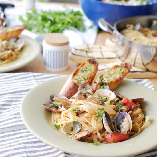 Clams and Linguine