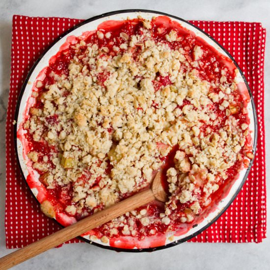 Strawberry Rhubarb Crisp