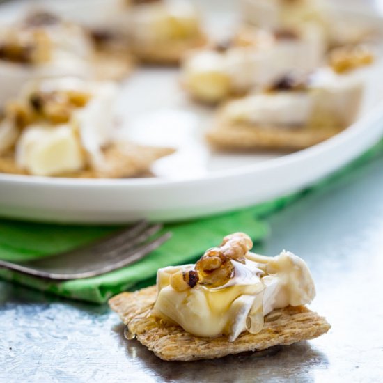 Brie, Honey and Walnut Bites