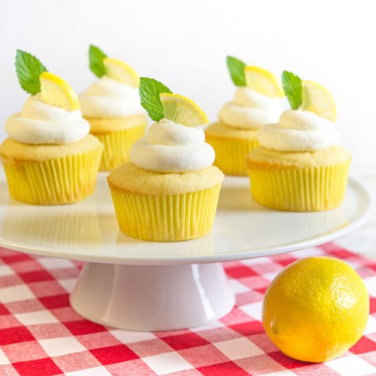 Lemon Icebox Cupcakes