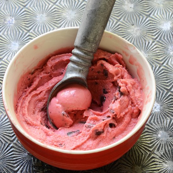 Strawberry Frozen Yogurt