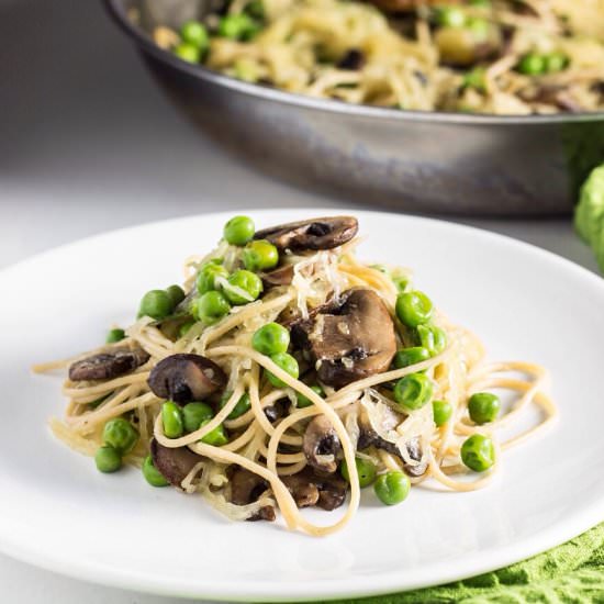 Mushroom spaghetti squash