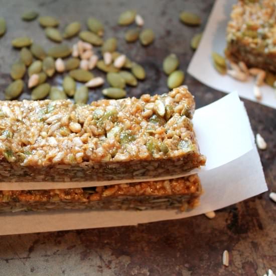 Chewy Honey Granola Bars