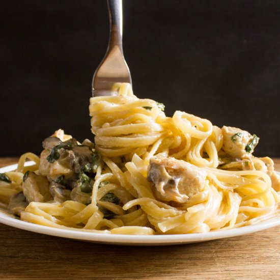 Creamy Fettuccine Alfredo