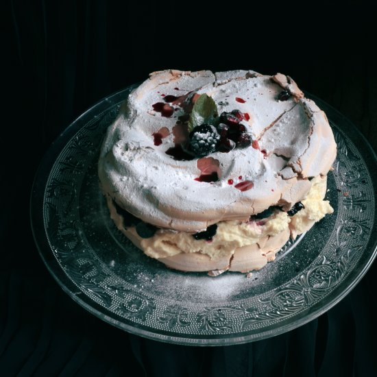 Pavlova with Berries