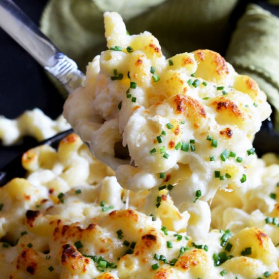 Classic Creamy Mac N Cheese