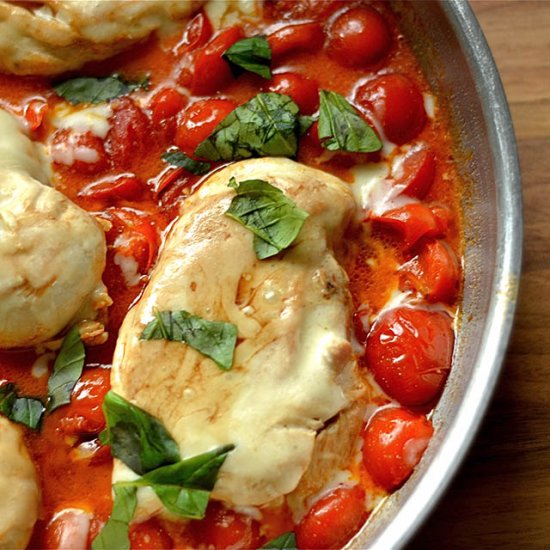 Balsamic Caprese Chicken Skillet