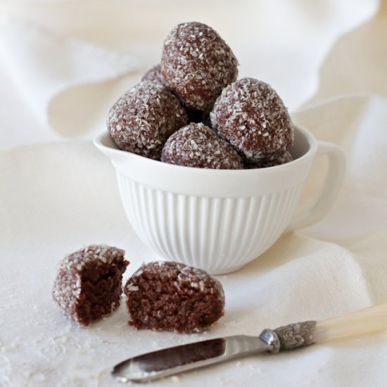 No Bake chocolate bliss balls