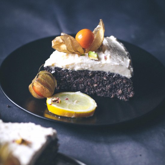 Poppyseed Cake with Lemon Cream