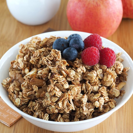 Apple Pie Granola