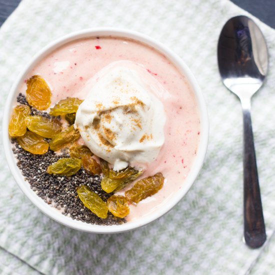 Strawberry Smoothie Bowl