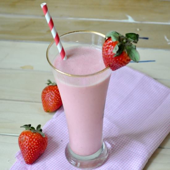 Strawberry Buttermilk Smoothie