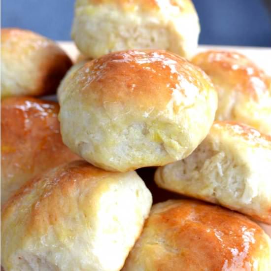 One Hour Dinner Rolls