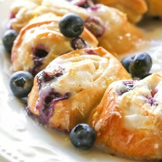 Blueberry Lemon Crescent Ring