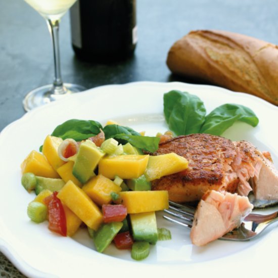 Salmon with Mango-Avocado-Salsa