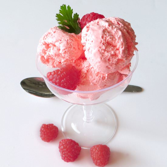 Cool Raspberry Dessert