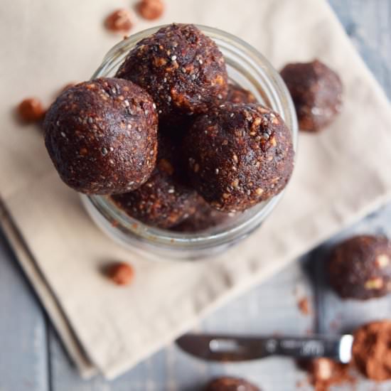 Chocolate Hazelnut Energy Balls