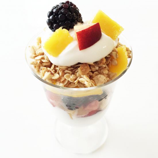 Skinny Summer Breakfast Parfait