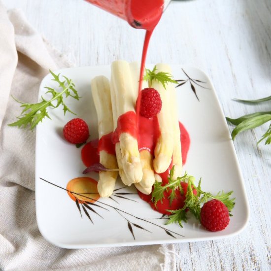 Asparagus w/ Raspberry Dressing