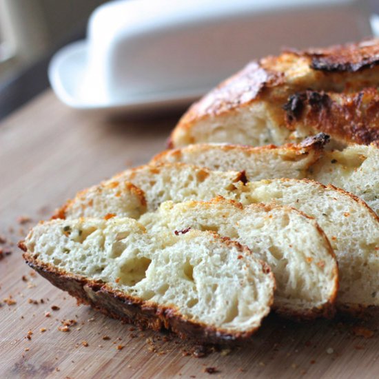 White Cheddar & Chive Artisan Bread