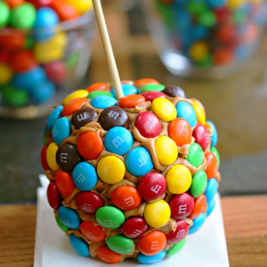 M&Ms Caramel Apples