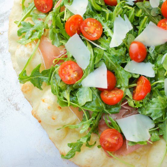 Arugula & Prosciutto Pizza