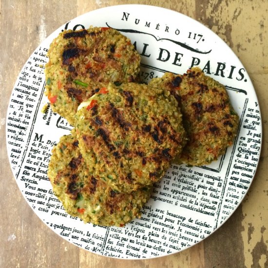 Spicy Quinoa and Hummus Patties