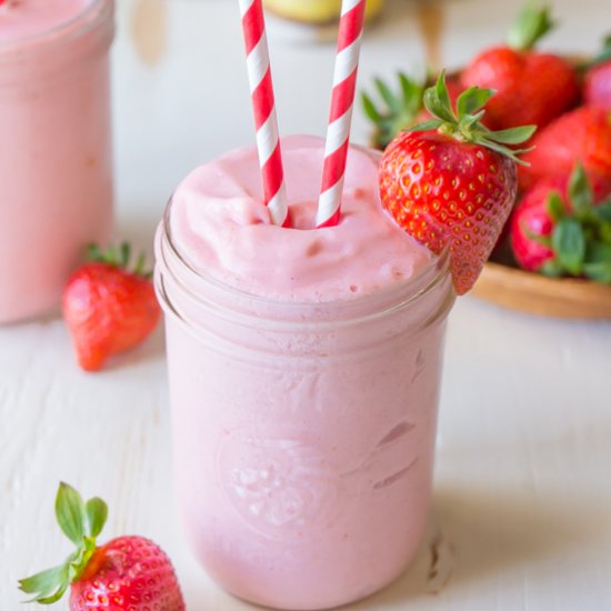 Pineapple Strawberry Cream Slush