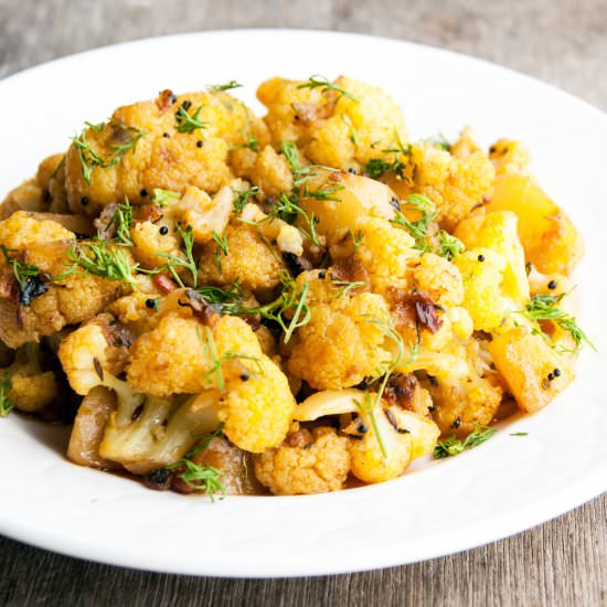 Cauliflower with Potatoes