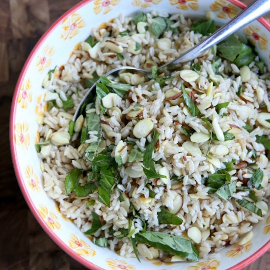 Toasted Almond Herbed Brown Rice