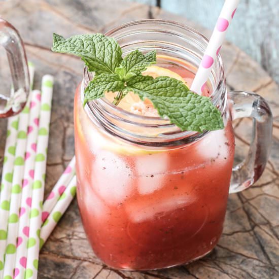 Strawberry Mint Lemonade