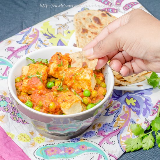 Tofu and Peas Curry