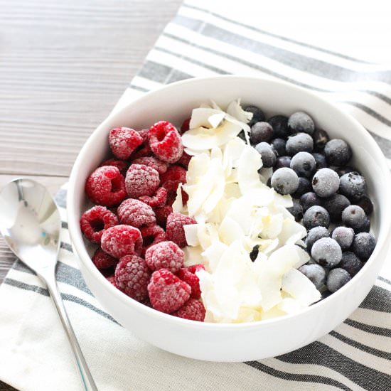 Berries and Coconut Smoothie Bowl