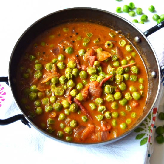 Green Peas Masala Curry