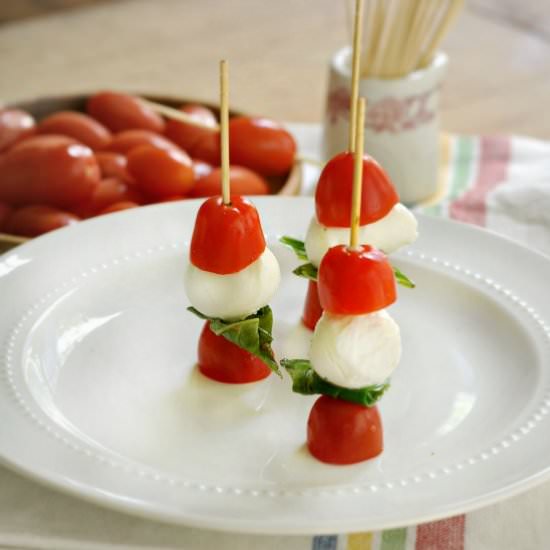 Caprese Salad Appetizers