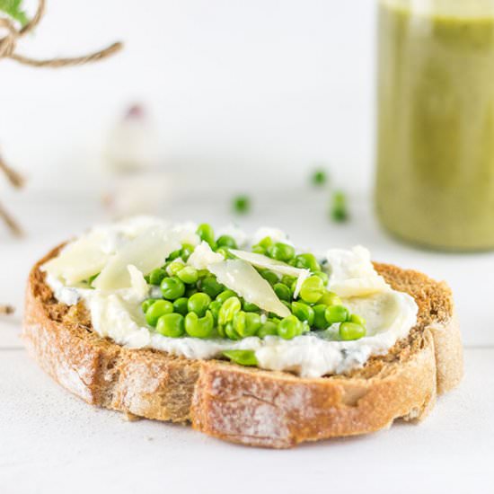 Honey Ricotta Bruschetta