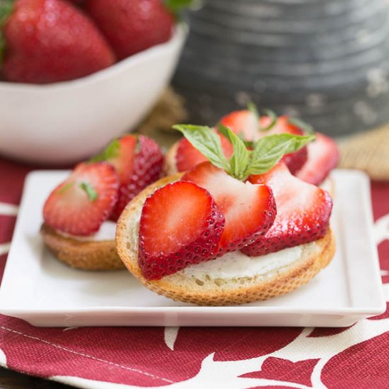 Strawberry Basil Crostini