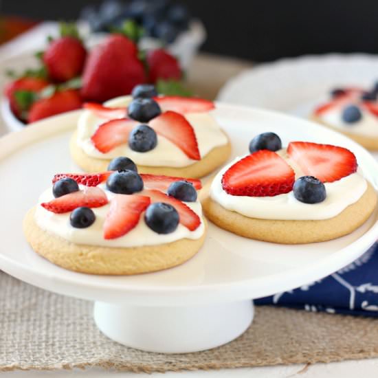 Mini Patriotic Fruit Pizzas