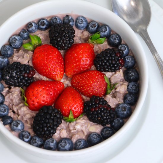 Berry Beautiful Overnight Oats