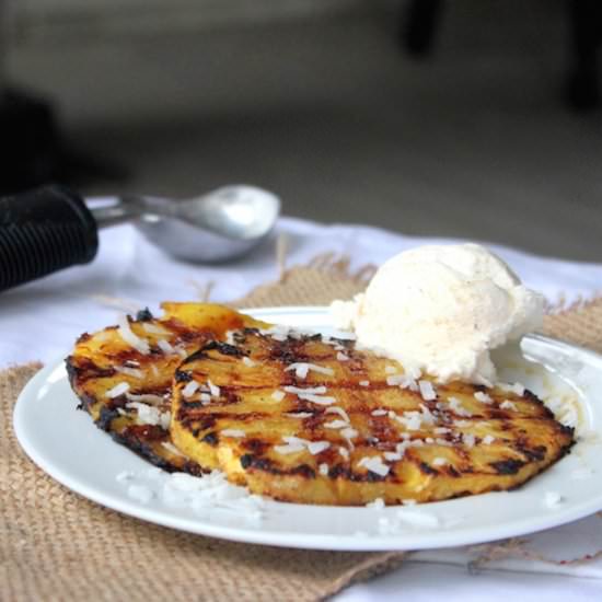 Grilled Pineapple with Coconut Milk