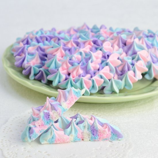 Hydrangea Meringue Cookies