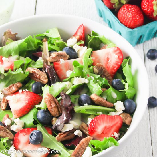 Strawberry Pecan Salad