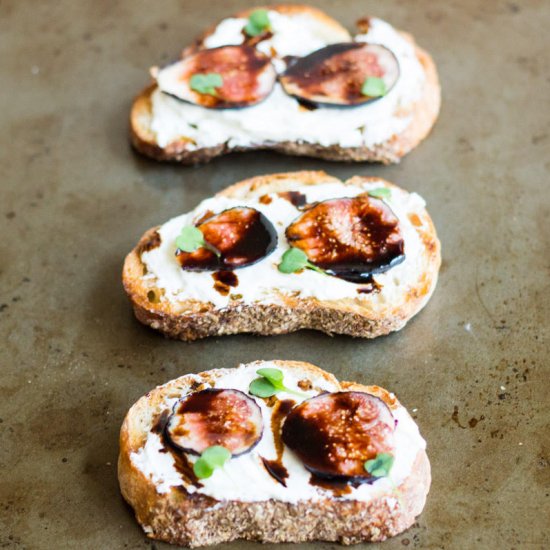 Fig Crostini